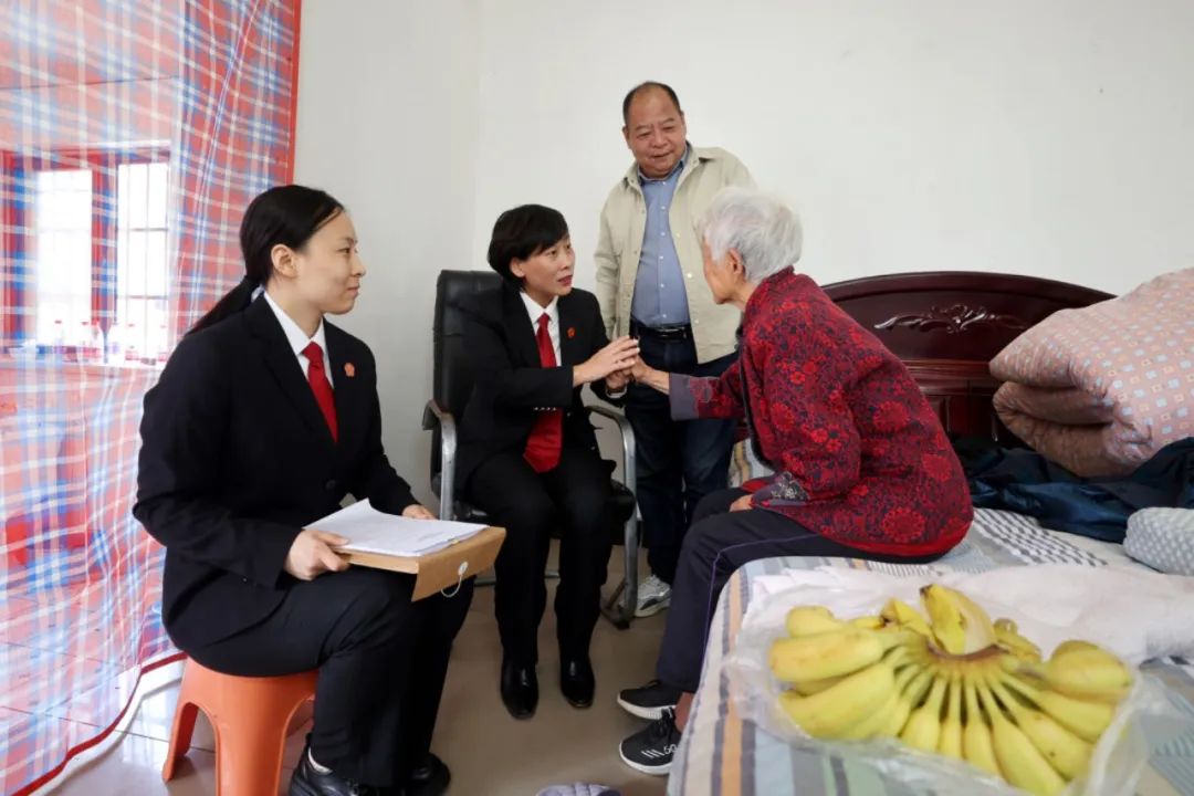 “你們跑了腿兒，暖了俺的心兒！”.jpg